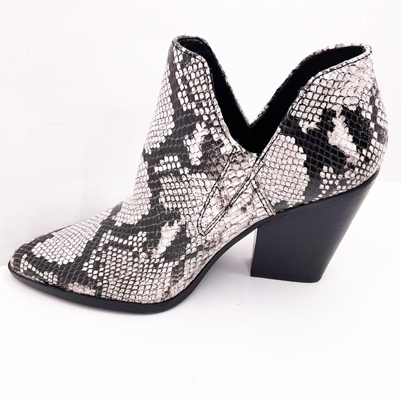{Naturalizer} Rosetta Snakeskin Embossed Pointed Toe Block Heel Boot - Picture 2 of 16